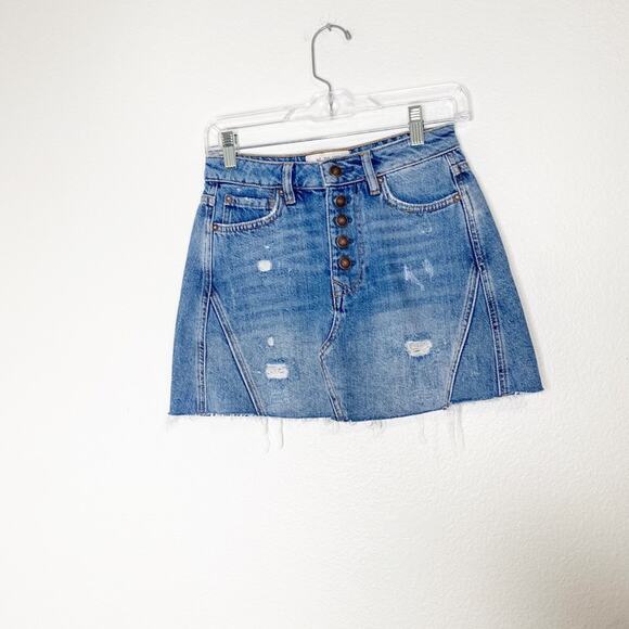 Free People we the free distressed denim mini skirt size 25 - Picture 3 of 9